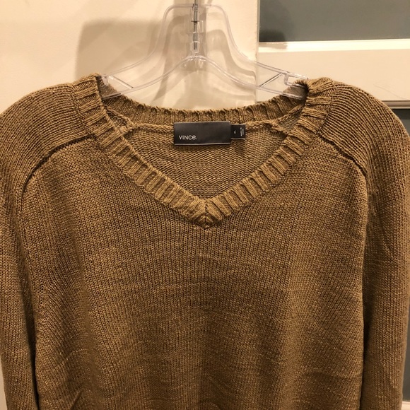 Men’s Sweater - Picture 2 of 2